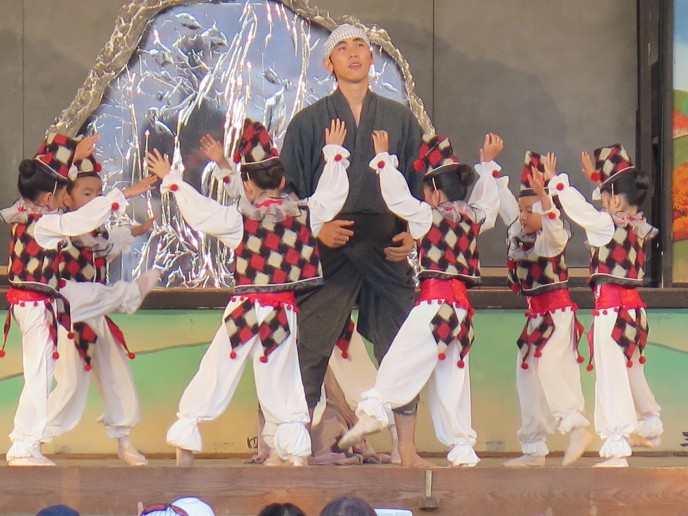 舞踊劇「鏡岩」